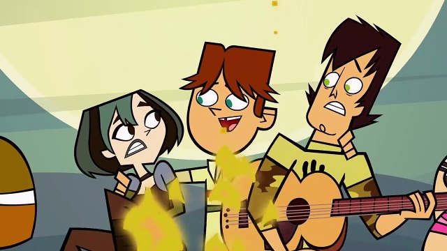 TOTAL DRAMA ISLAND E9 - Paintball Deer Hunter