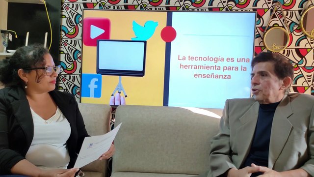 Entrevista: El uso de las TIC en la educación formal y no formal. Ventajas. Importancia de las TIC en Educación.