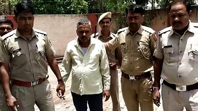 Arrested accused absconding for three months in opium smuggling अफीम तस्करी में तीन माह से फरार आरोपी गिरफ्तार