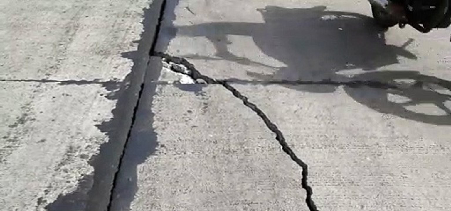निर्माण पूरा होने से पहले ही क्षतिग्रस्त  कहीं बिना गुणवत्ता के हो रहा निर्माण