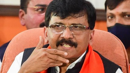 Sanjay Raut hits out at rebel MLAs; Shinde's supporters to gather in Thane; more