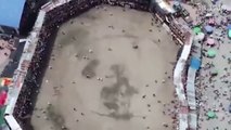 El desplome de una tribuna de una plaza de toros en COLOMBIA