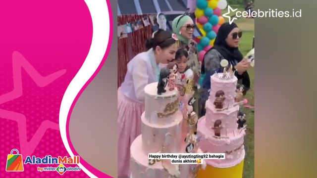 Ayu Ting Ting Rayakan Ulang Tahun Dengan Nuansa Korea dan Kenakan Hanbok