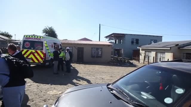 Encuentran a 21 jóvenes muertos en un bar de Sudáfrica