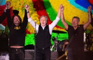 Paul McCartney fait la fête jusqu’à 3 heures du matin après sa performance à Glastonbury