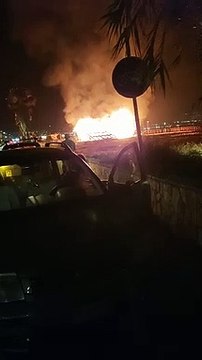 A fuoco il lido di Isola delle Femmine che doveva essere smantellato