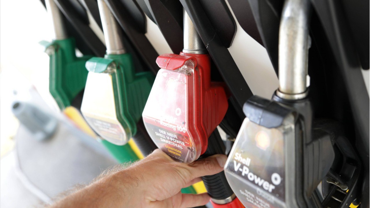 Benzin und Diesel in den meisten deutschen Nachbarländern teurer