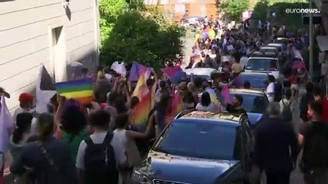 Массовые задержания на гей-параде в Стамбуле