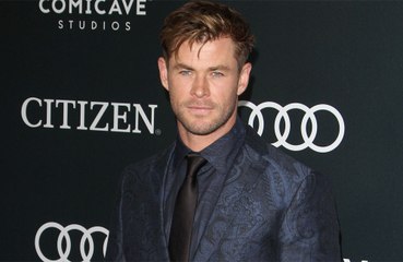 Chris Hemsworth se livre sur sa scène de nu dans le nouveau "Thor"