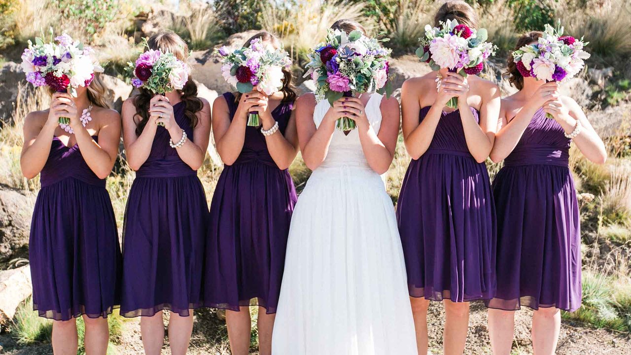 Was anziehen als Trauzeugin? Die besten Styling-Tipps für Brautjungfern