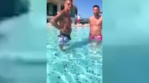 Cosas de ser Messi: está en la piscina y vean lo que le ocurre