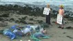 Sirene morte sulla spiaggia, la protesta di Ocean rebellion