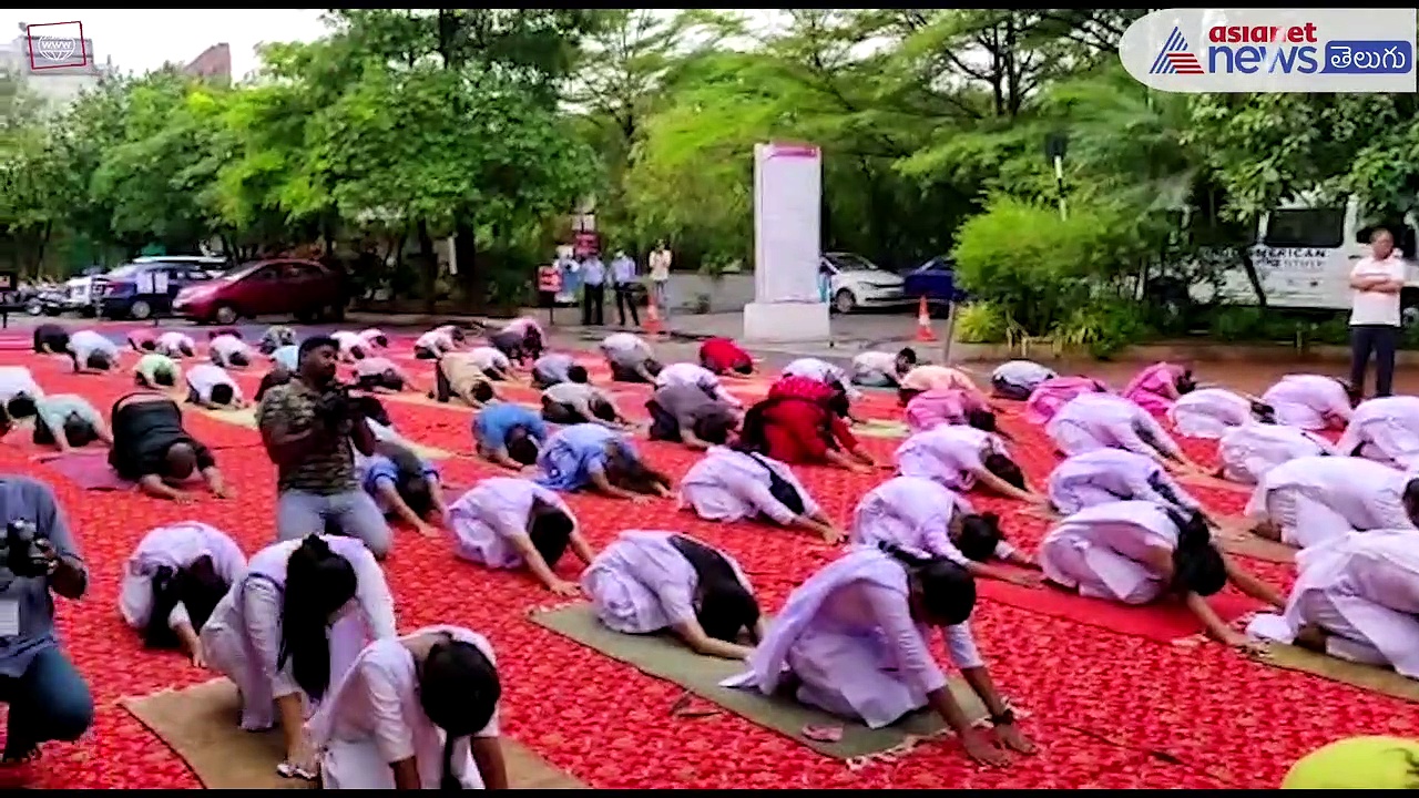 International Yoga Day 2022 : అఖండ స్టైల్లో... బాలయ్య అద్భుత యోగాసనాలు 
