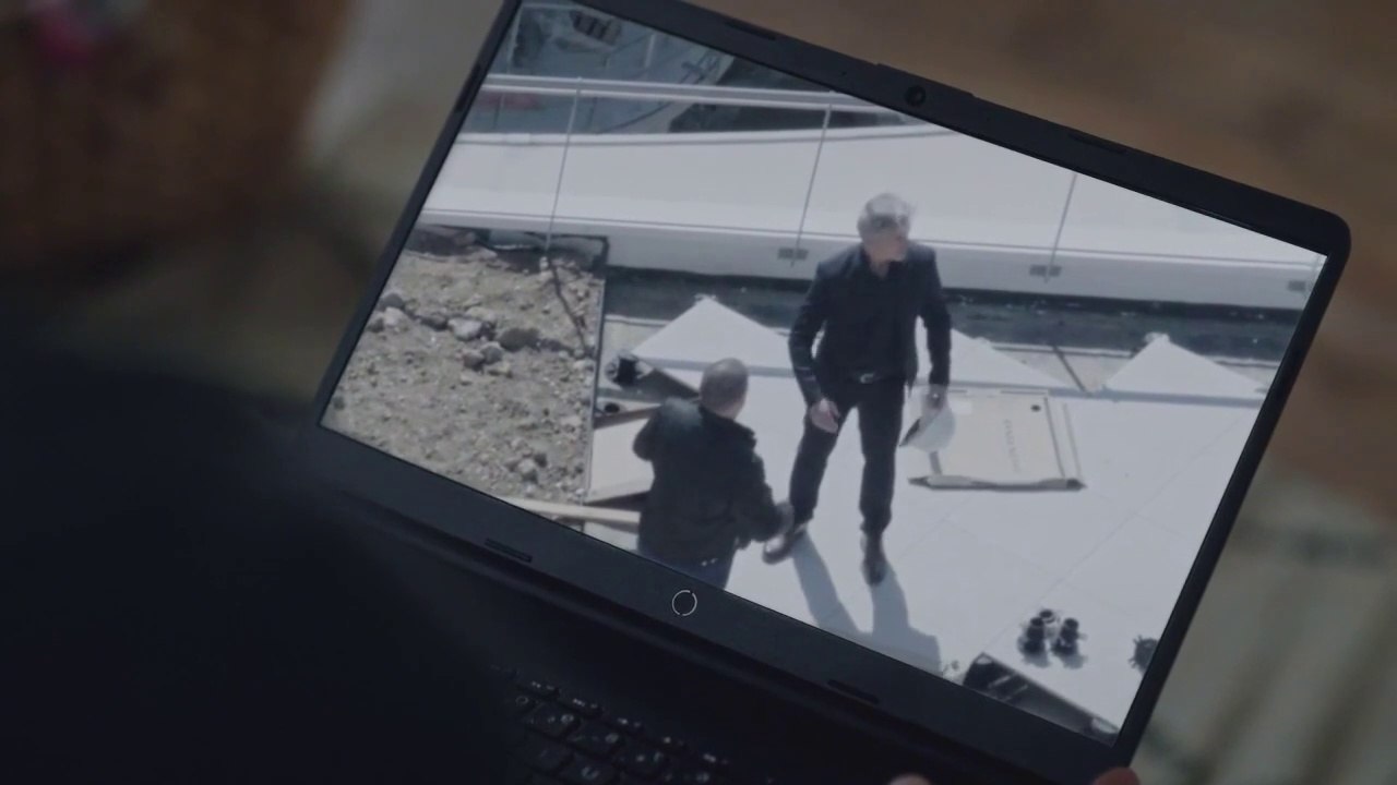 Plus Belle la Vie - L'effroyable découverte d'Abdel sur le tueur à gage