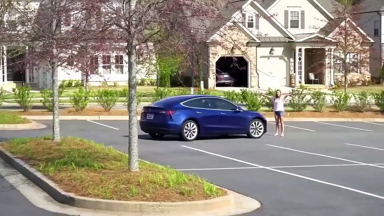 Elon Musk's Tesla Phone Model Pi Will Be On Sale