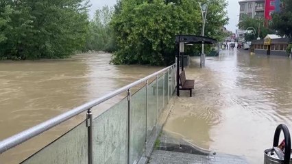 Vali Nurtaç Arslan kentteki yağışa ilişkin açıklamalarda bulundu