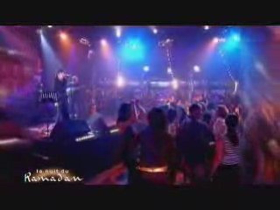 algerie- Biyouna chante chaabi