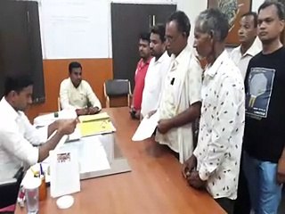 पाइप लाईन डालने के लिए खोदी सड़क से लोग परेशान-video