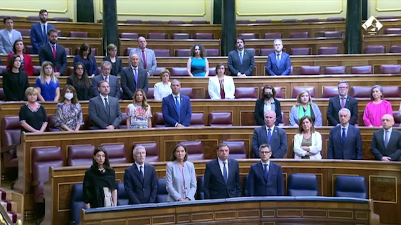 El Congreso guarda un minuto de silencio por las víctimas del TerrorismoCongreso guarda un minuto de silencio por las victimas del Terrorismo