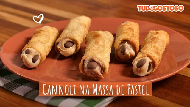 Cannoli Na Massa De Pastel