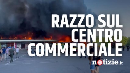 Download Video: Guerra Russia-Ucraina, razzi sul centro commerciale a Kremenchuk, Zelensky: “1000 persone dentro”