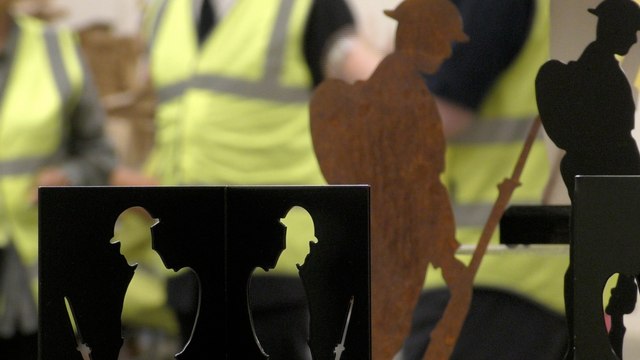 Jools Holland visits Aylesford factory to meet veterans making Jubilee plaques