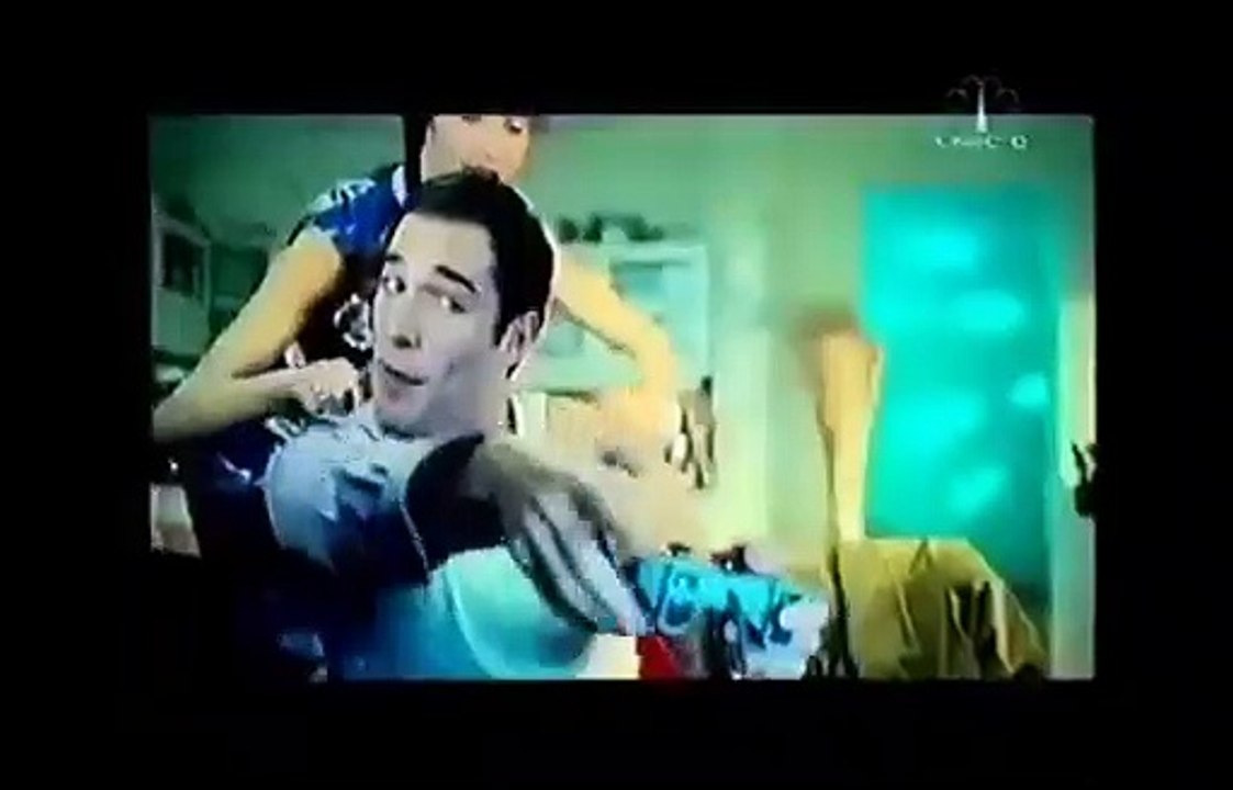 Akbank Reklamı 2002 - Farklı Dünyalar - Haluk Bilginer ayyyllliip