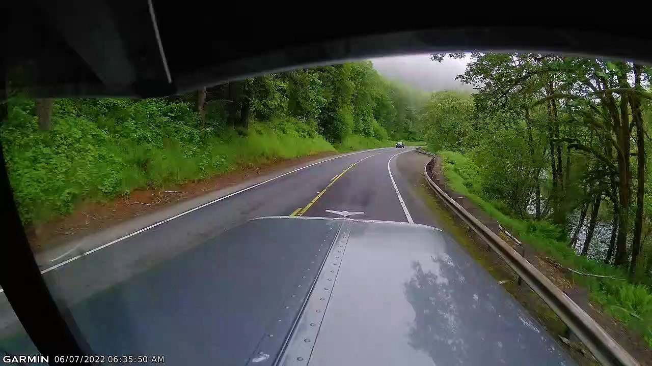 Dashcam Captures Apparent Suicide Attempt on Highway