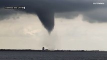 Un tornado deja un muerto y cuantiosos daños en un pueblo pesquero de Países Bajos