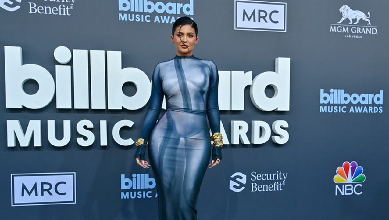 Nackt-kleidung-trend: diese promis machen es vor