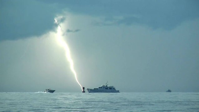 Lightning strike survivor encourages boaters to get beacons