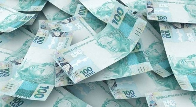 João Azevêdo anuncia pagamento dos servidores injetando mais de R$ 500 milhões na economia da PB