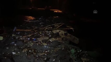 Sağanak taşkınlara neden oldu