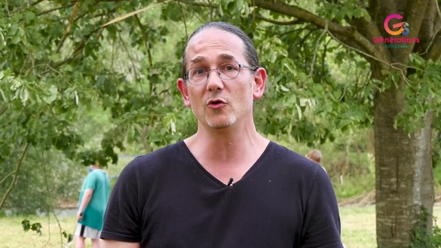 Générations solidaires 2022 : les amoureux des bancs publics à Houyet