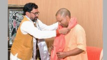 Azamgarh में जीत के बाद पहली बार CM Yogi से मिले Dinesh Lal Yadav 'Nirahua'