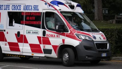 Covid alza ancora la testa, nodo mascherine al lavoro