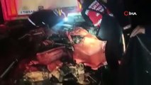 TEM'de feci kaza, tırın altına giren otomobil hurdaya döndü: 1 ölü, 2 yaralı