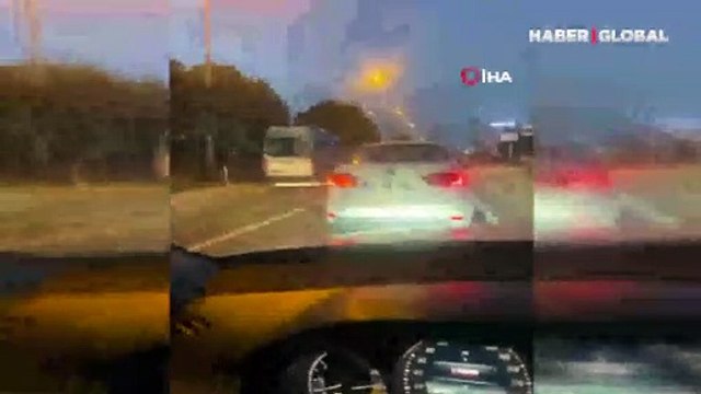 Çıplak trafik magandası, çocuk çığlıklarına aldırış etmedi: Kadın sürücüye dehşeti yaşattı!