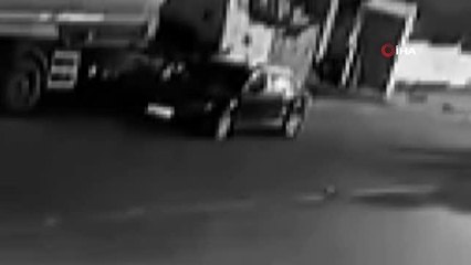 5 ayrı hafriyat kamyonunun depo kısmından yakıt çaldı... O anlar kamerada