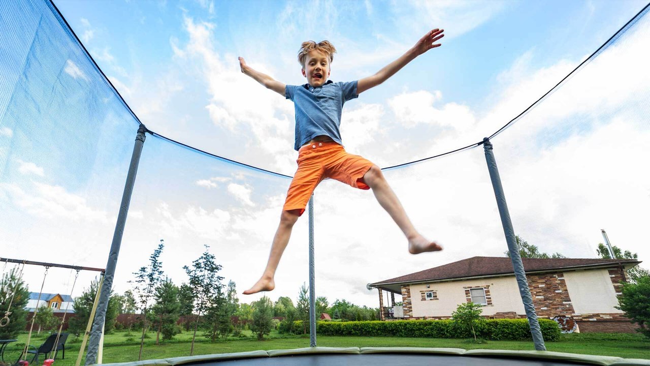 Wann ist das Trampolin im Garten erlaubt?
