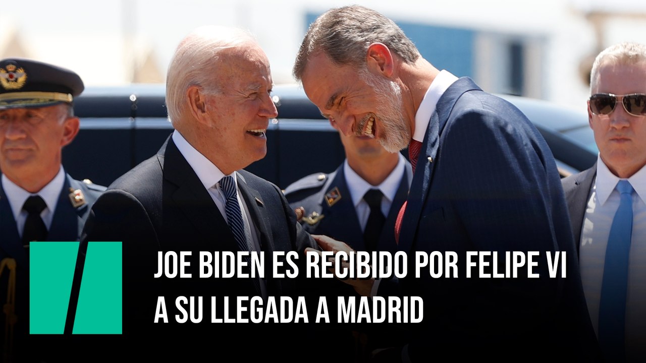 Joe Biden es recibido por Felipe VI a su llegada a Madrid para asistir a la Cumbre de la OTAN 2022