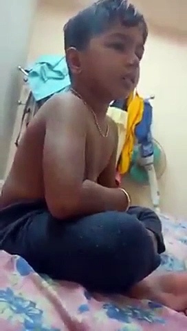 'വയ്യ ചുമയാന്ന്'; ട്യൂഷന് പോകാന്‍ മടിച്ച് കുഞ്ഞ്, ഒടുക്കത്തെ അഭിനയമെന്ന് സോഷ്യല്‍മീഡിയ