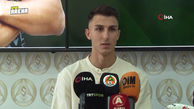 Mert Yusuf Torlak resmen Aytemiz Alanyaspor'da! 5 yıllık imza...