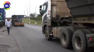 Veja o vídeo| 47 anos após a independência, circular na EN1 tornou-se um autêntico pesadelo