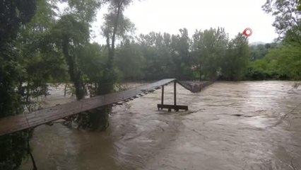 Son dakika gündem: Karabük Yenice'de sel büyük yıkıma yol açtı