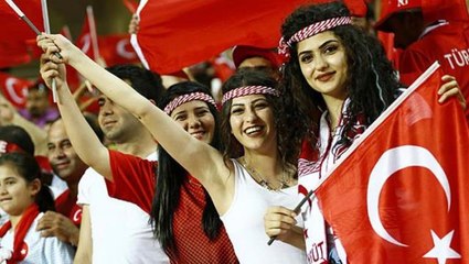 Futbolla yatıp futbolla kalkıyoruz! Twitter'ın paylaştığı verilere Türkler damga vurdu