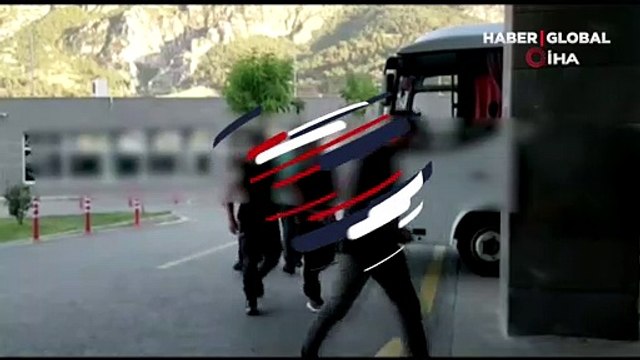 Manisa'da terör örgütü DEAŞ'a yönelik düzenlenen operasyonda 10 kişi tutuklandı