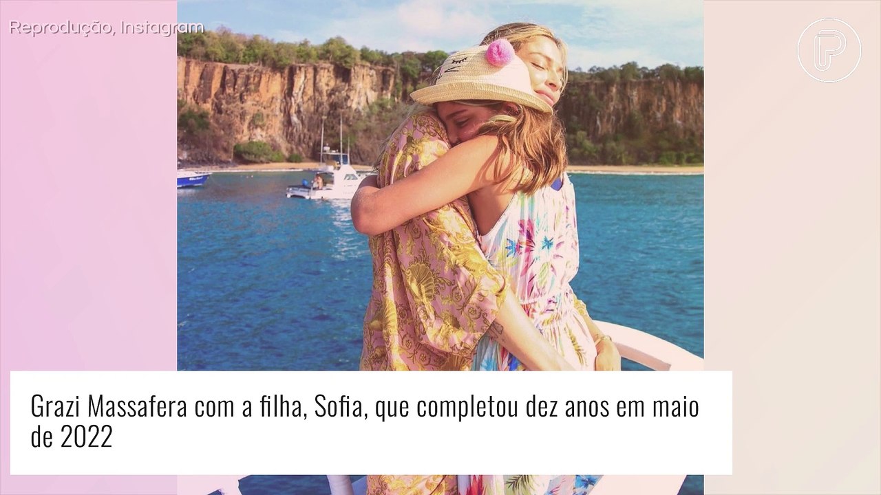 40 sim e com orgulho! Grazi Massafera expõe beleza real e não teme exposição nas redes