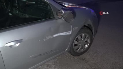 Otomobille çarpışan motosiklet savruldu: 1 yaralı