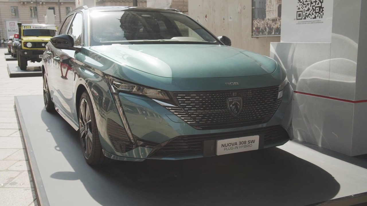 Peugeot 308 SW Plug-in Hybrid @ Milano Monza Op...